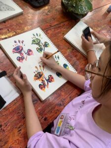 Luyện Thi Trang Trí Màu Học Ra Sao Để Đạt Điểm Cao?
